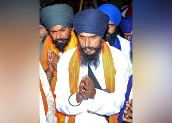 Amritpal Singh still on the run: Centre asks BSF, SSB to be alert at border posts