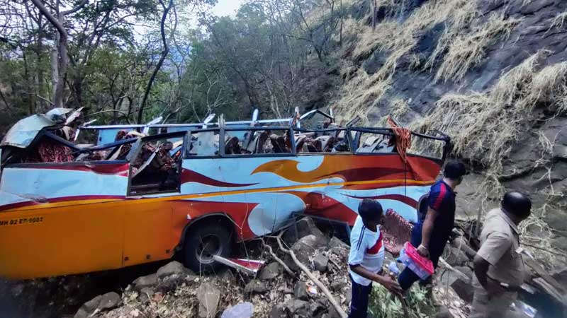Bus fell into a valley near Lonavala in Maharashtra.
