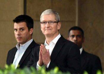 Apple CEO Tim Cook: Indian Market at 'Tipping Point' with Growing Middle Class